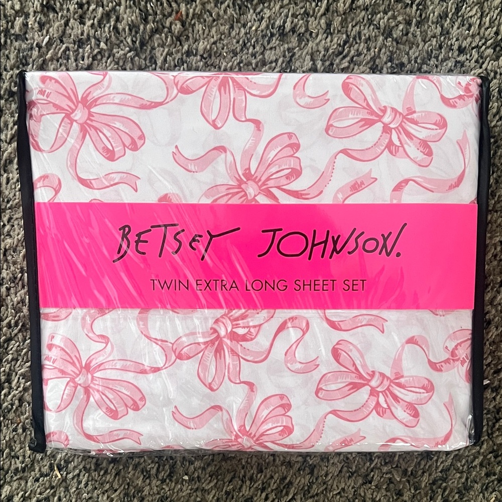 Betsey Johnson Pink Ballet Bow Ribbon Twin XL Sheet Set Dorm College